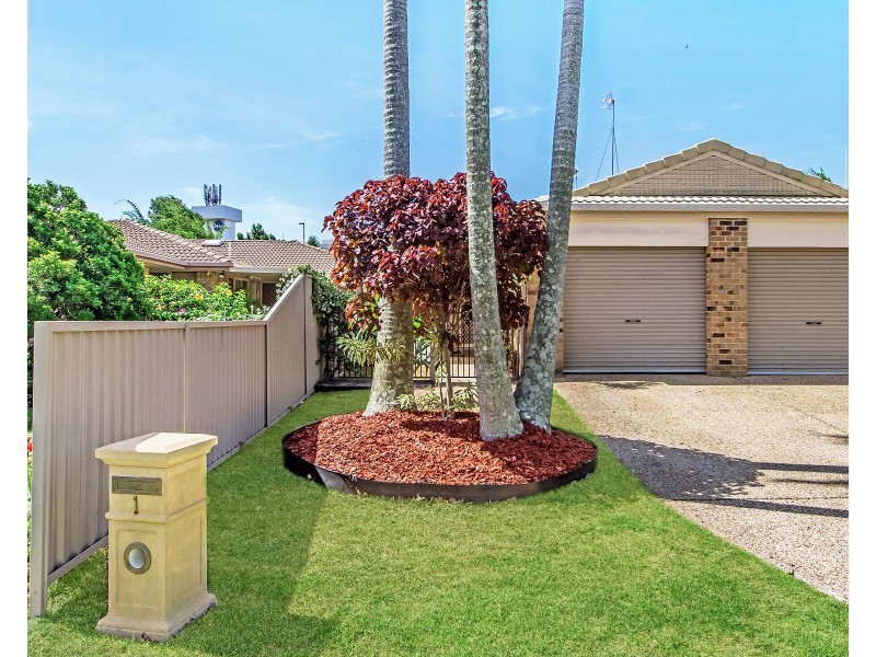 1/5 Cawthray Street, Biggera Waters QLD 4216