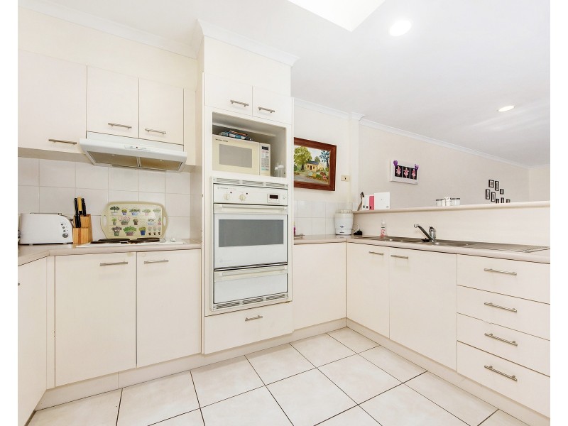 1/5 Cawthray Street, Biggera Waters QLD 4216