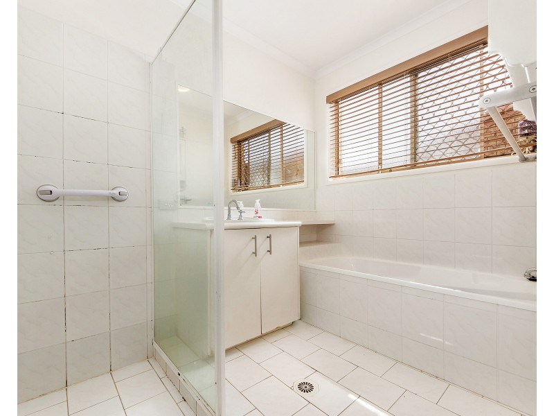 1/5 Cawthray Street, Biggera Waters QLD 4216