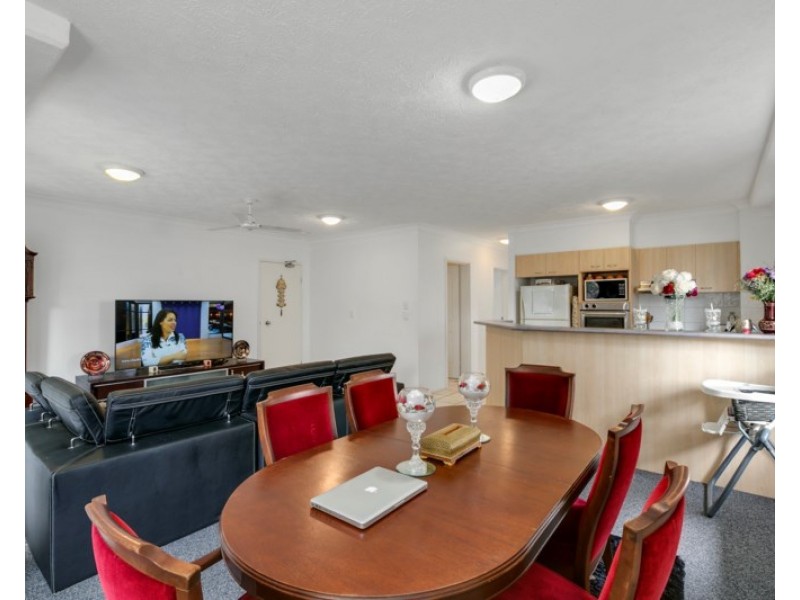 4/132 High Street, Southport QLD 4215