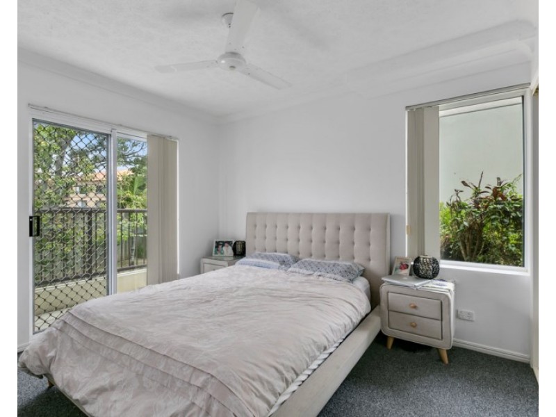 4/132 High Street, Southport QLD 4215