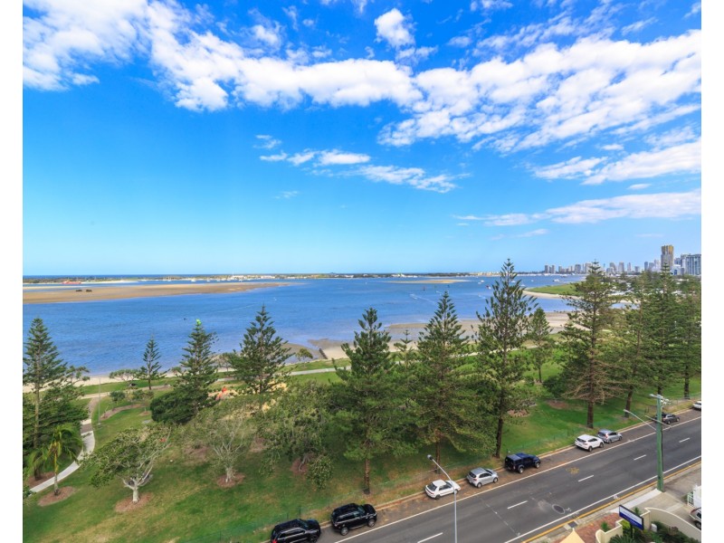 901/212-214 Marine Parade, Labrador QLD 4215