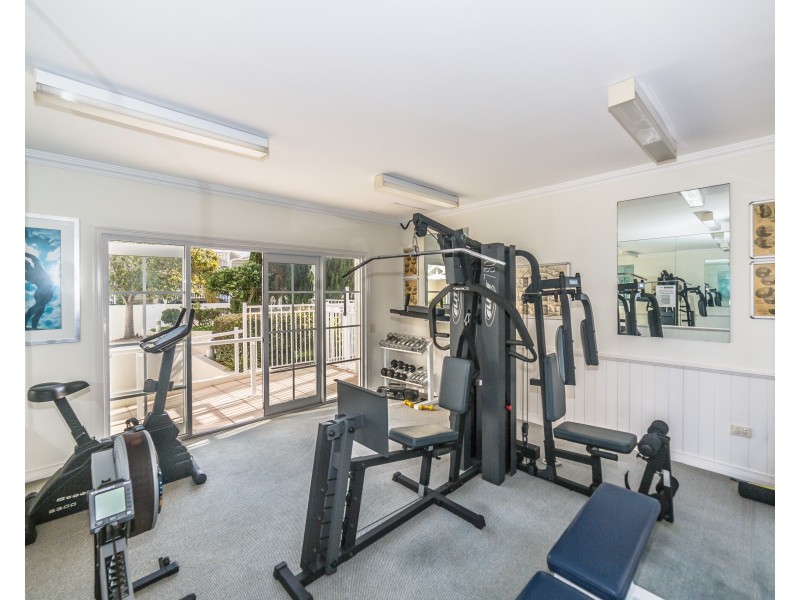 901/212-214 Marine Parade, Labrador QLD 4215