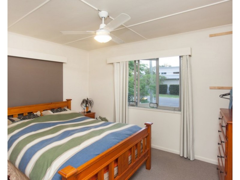 7 Echlin Street, Labrador QLD 4215