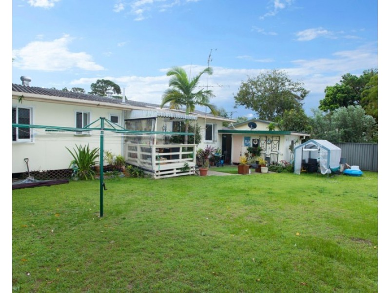 7 Echlin Street, Labrador QLD 4215