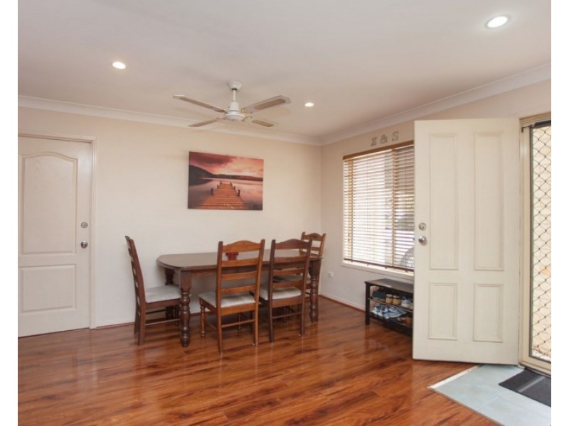 15 Madasin Close, Arundel QLD 4214