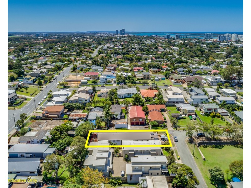 2/11 Chirn Crescent, Labrador QLD 4215