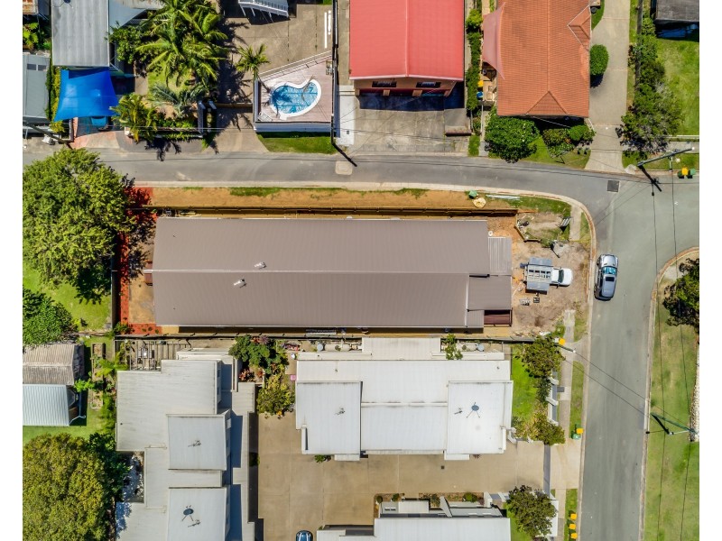 2/11 Chirn Crescent, Labrador QLD 4215