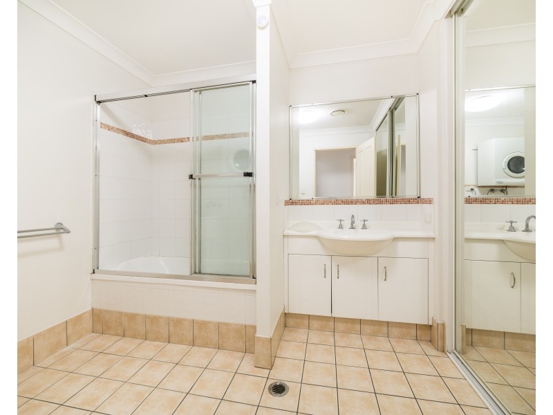 35/84-86 High Street, Southport QLD 4215