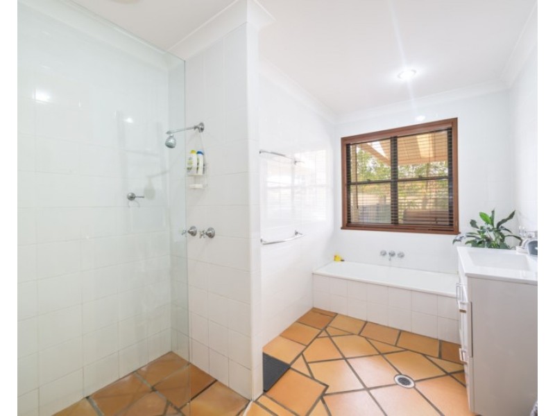 66 Inverness Way, Parkwood QLD 4214