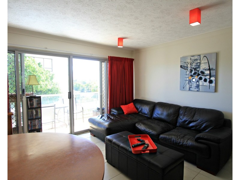 23/106 Marine Parade, Southport QLD 4215