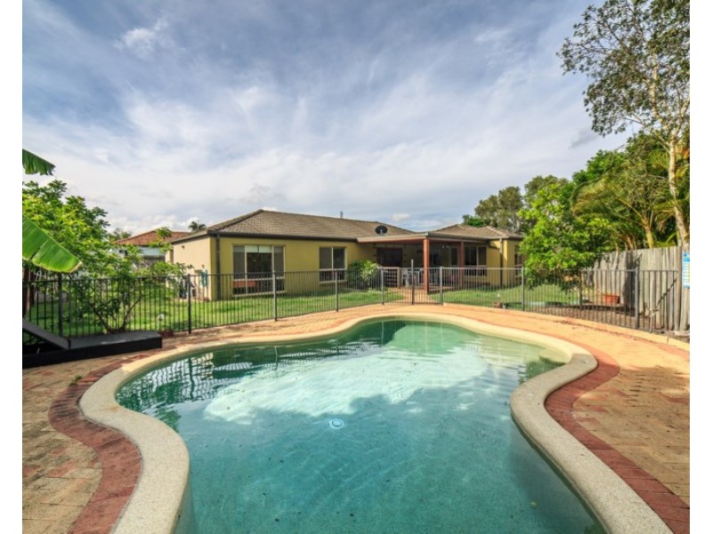 14 Trentham Court, Parkwood QLD 4214