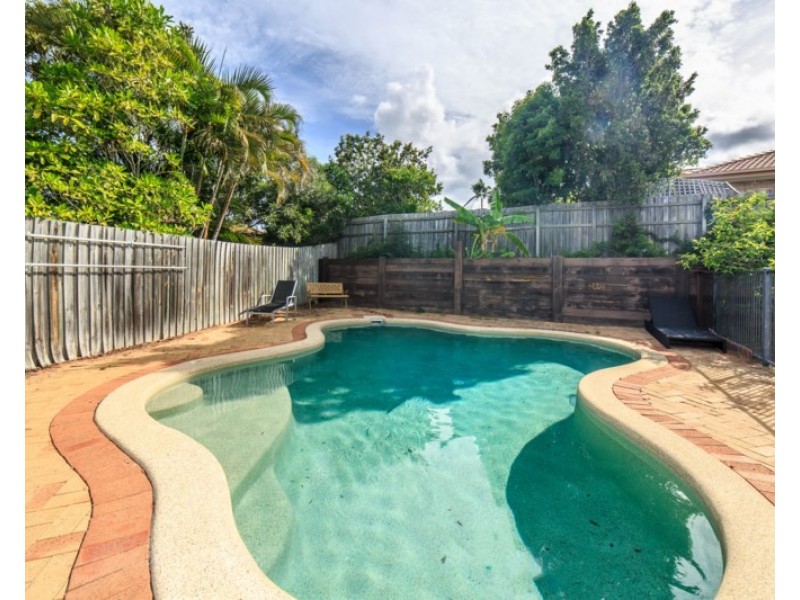 14 Trentham Court, Parkwood QLD 4214