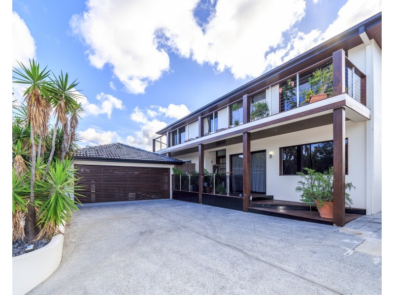 14 Bixa Street, Southport QLD 4215