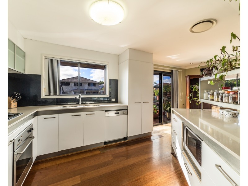 14 Bixa Street, Southport QLD 4215