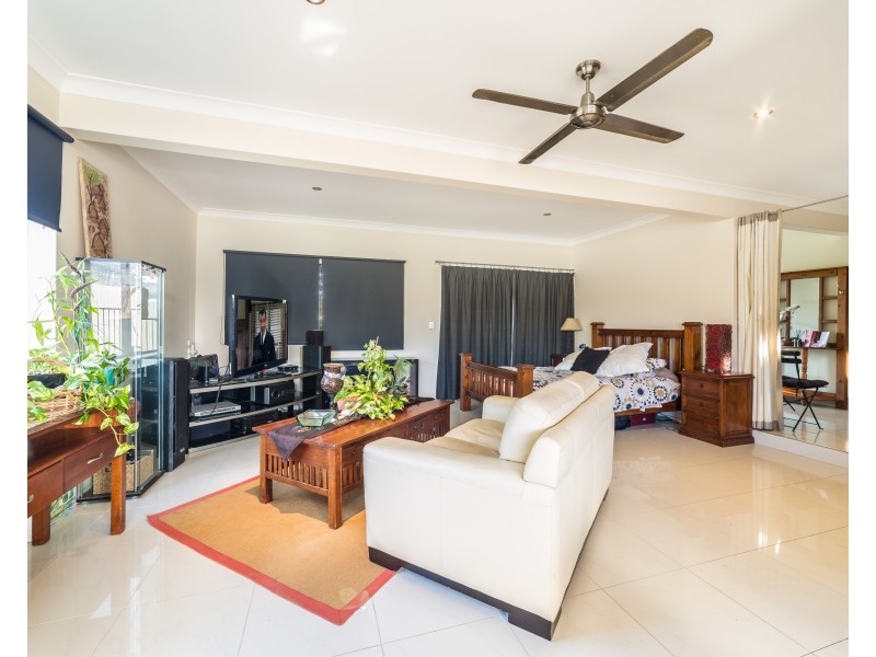 14 Bixa Street, Southport QLD 4215