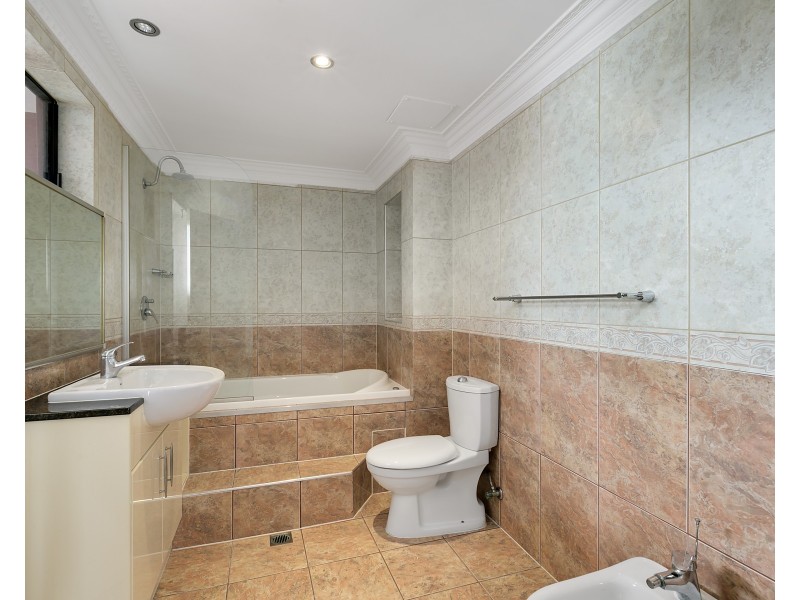 12/14 Little Norman Street, Southport QLD 4215