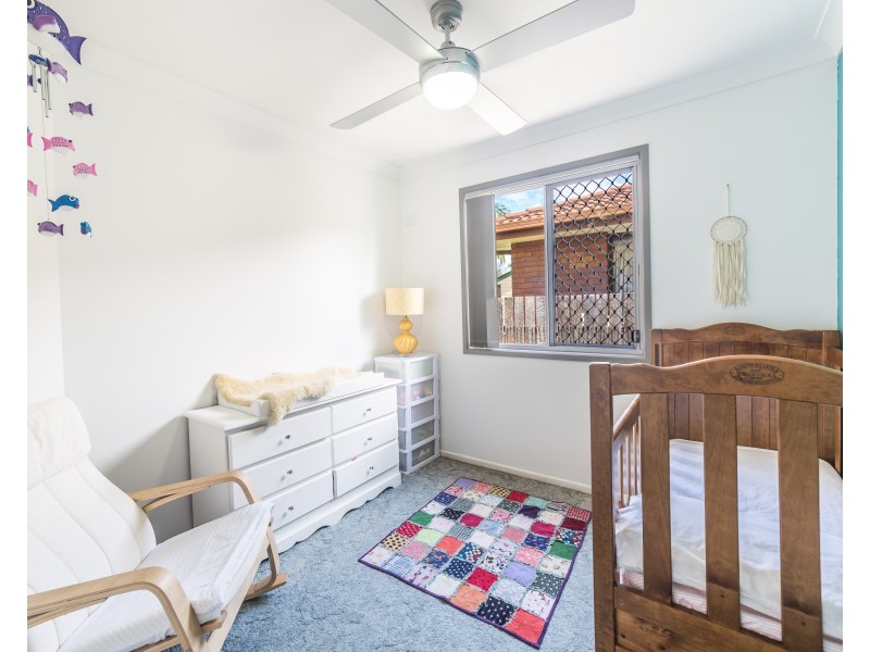 2/12 Chirn Crescent, Labrador QLD 4215