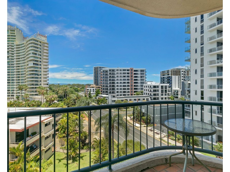 613/2 Barney Street, Southport QLD 4215