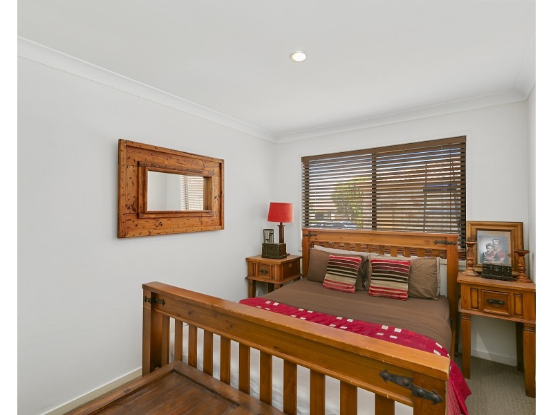 11/24 Amsonia Court, Arundel QLD 4214