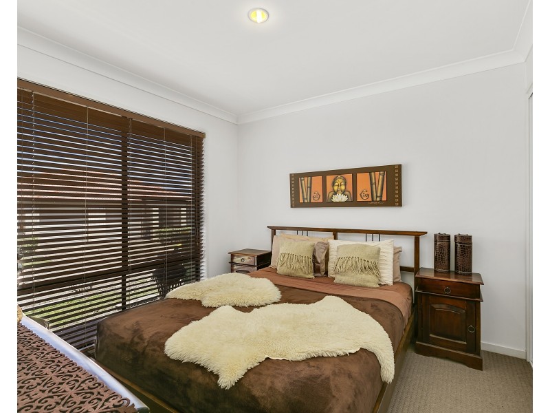 11/24 Amsonia Court, Arundel QLD 4214