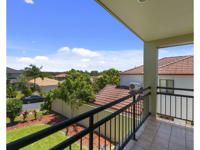 8 Katie Court, Arundel QLD 4214