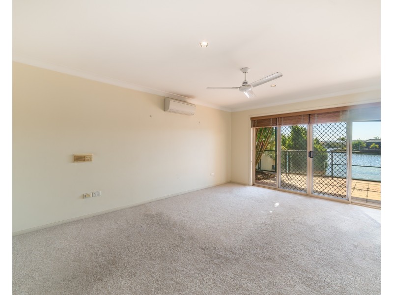 58/40 Cotlew Street East, Southport QLD 4215
