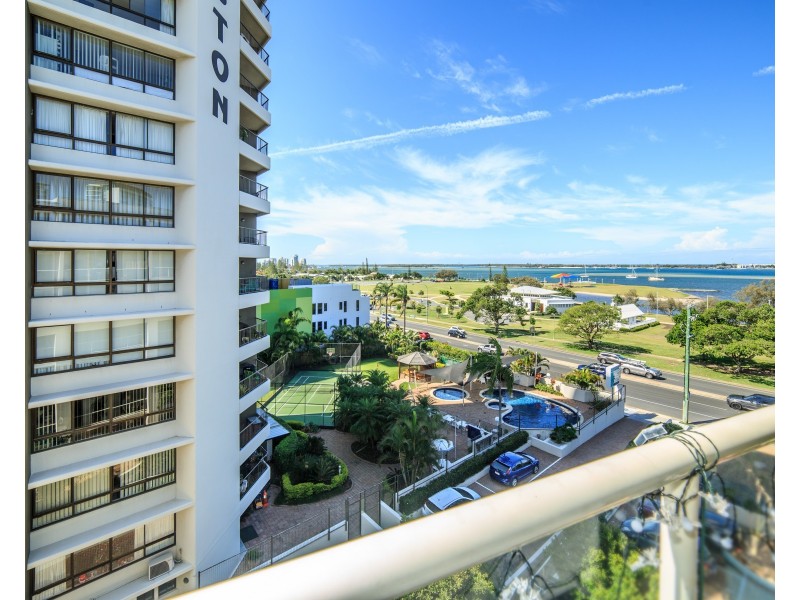 78/106 Marine Parade, Southport QLD 4215