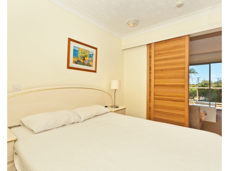 78/106 Marine Parade, Southport QLD 4215