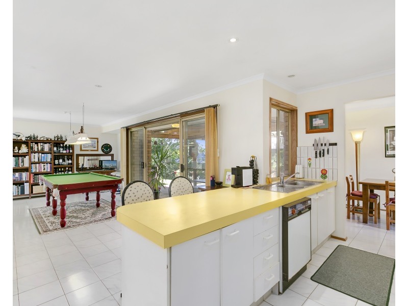 3 Shearer Court, Southport QLD 4215