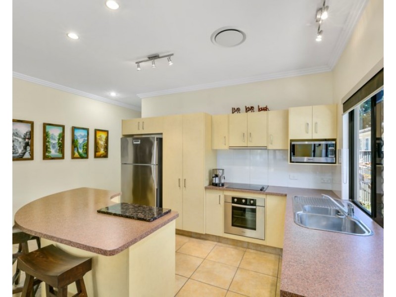1/15A Wyndham Avenue, Southport QLD 4215