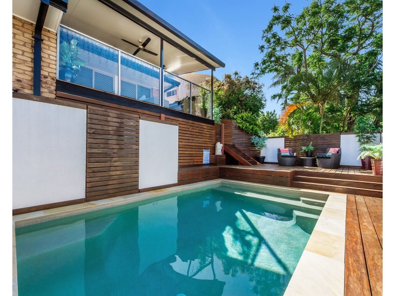 7 Jancoon Court, Carrara QLD 4211