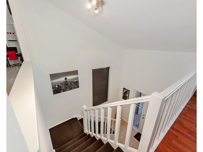 7 Jancoon Court, Carrara QLD 4211