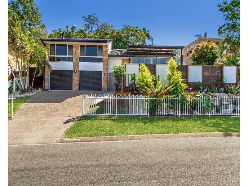 7 Jancoon Court, Carrara QLD 4211