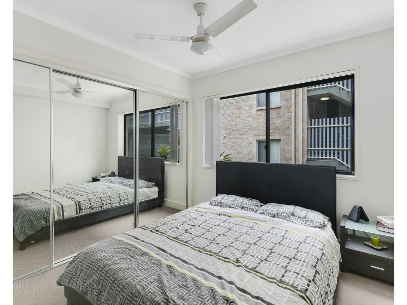 17/138 High Street, Southport QLD 4215