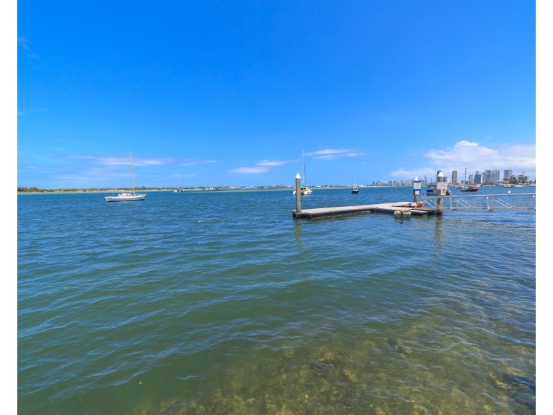 5/14 Imperial Parade, Labrador QLD 4215