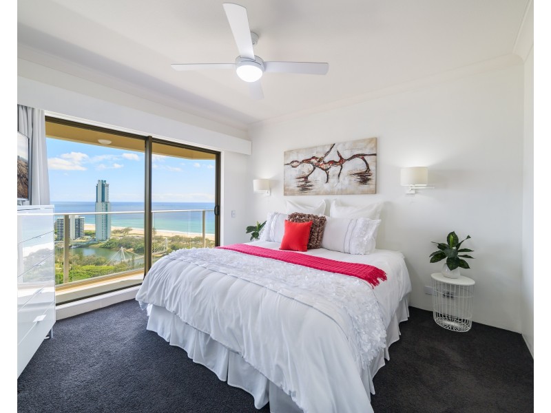 122/2 Admiralty Drive, Surfers Paradise QLD 4217