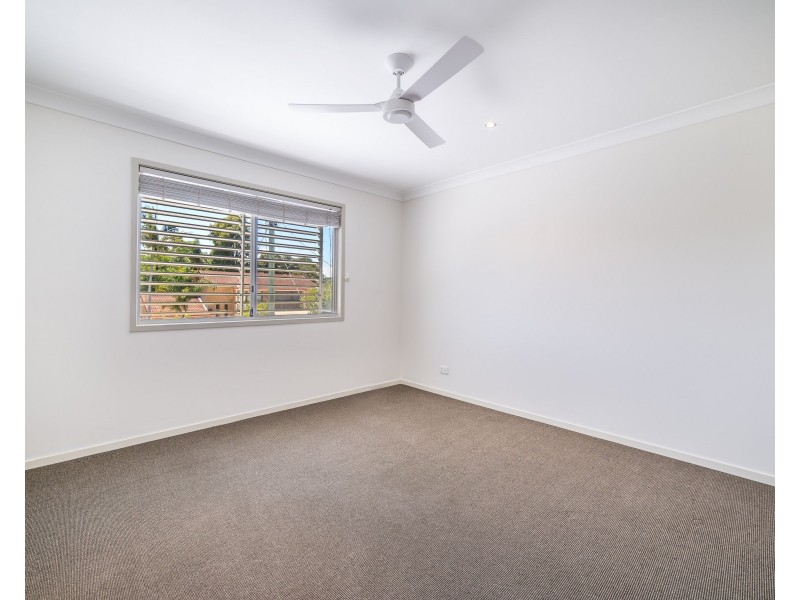 165 Muir Street, Labrador QLD 4215