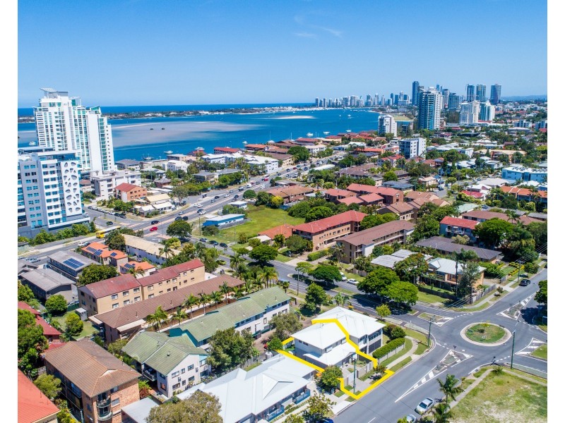 165 Muir Street, Labrador QLD 4215