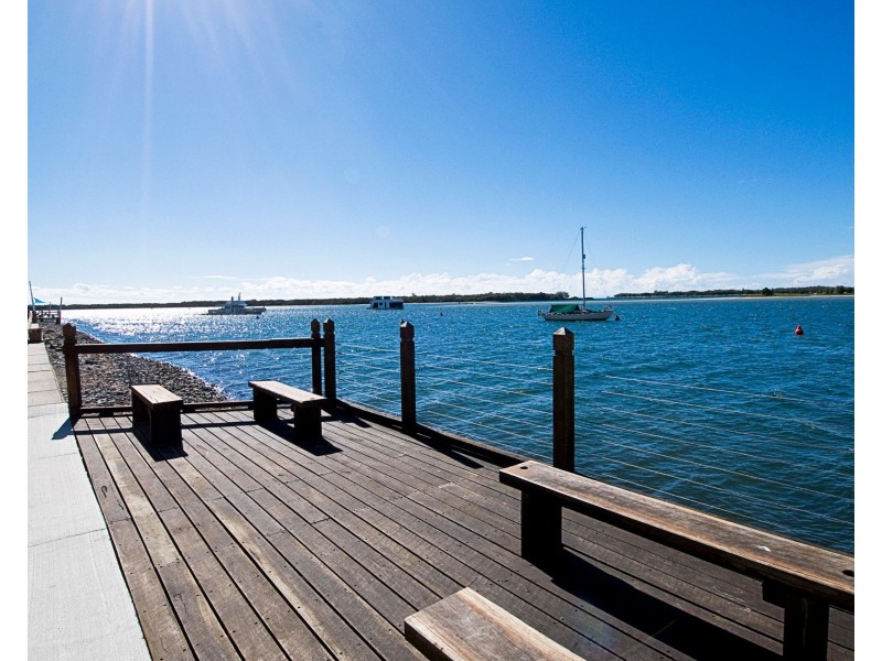 165 Muir Street, Labrador QLD 4215