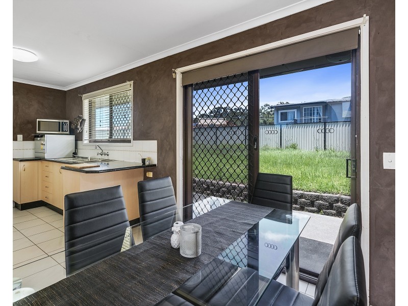 55 Woomera Crescent, Southport QLD 4215