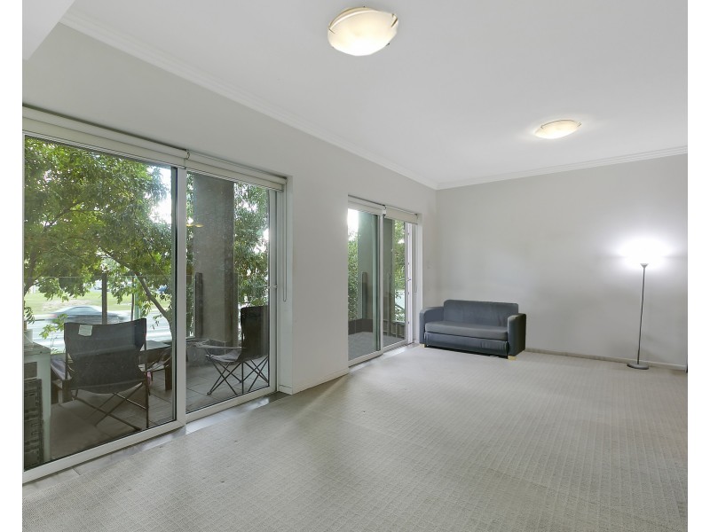 11/18-20 Rose Street, Southport QLD 4215