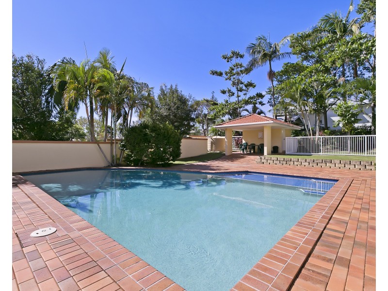 27/16 Sykes Court, Southport QLD 4215