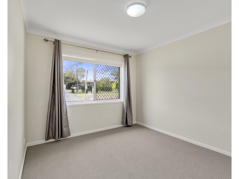 17 Nakina Street, Southport QLD 4215