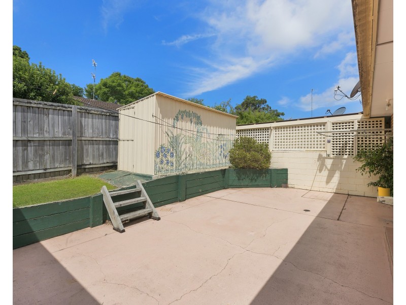 1/39 Terrigal Crescent, Southport QLD 4215