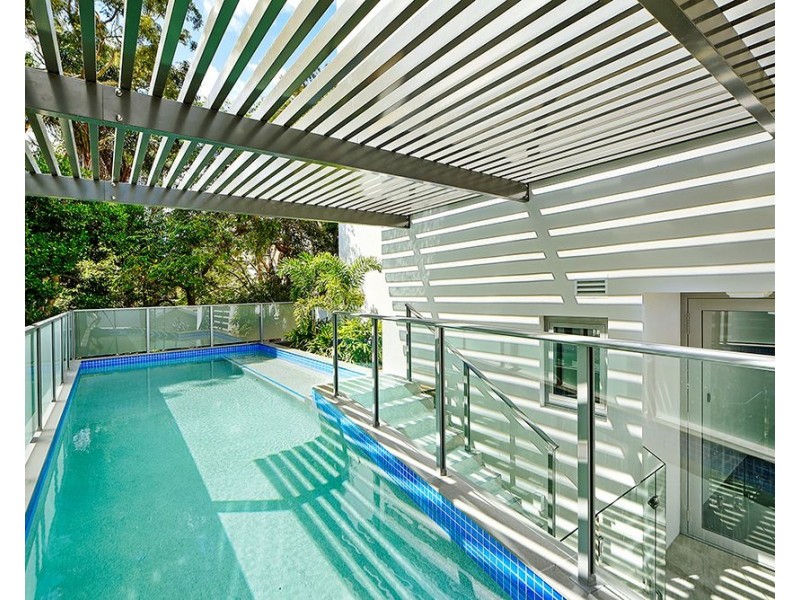 204/30 Brighton Parade, Southport QLD 4215