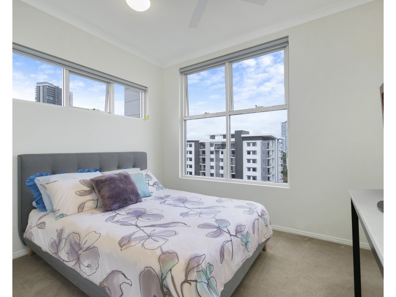 601/8 Waverley Street, Southport QLD 4215