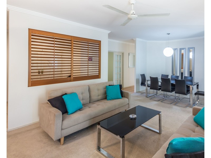 6 Ingles Circuit, Arundel QLD 4214