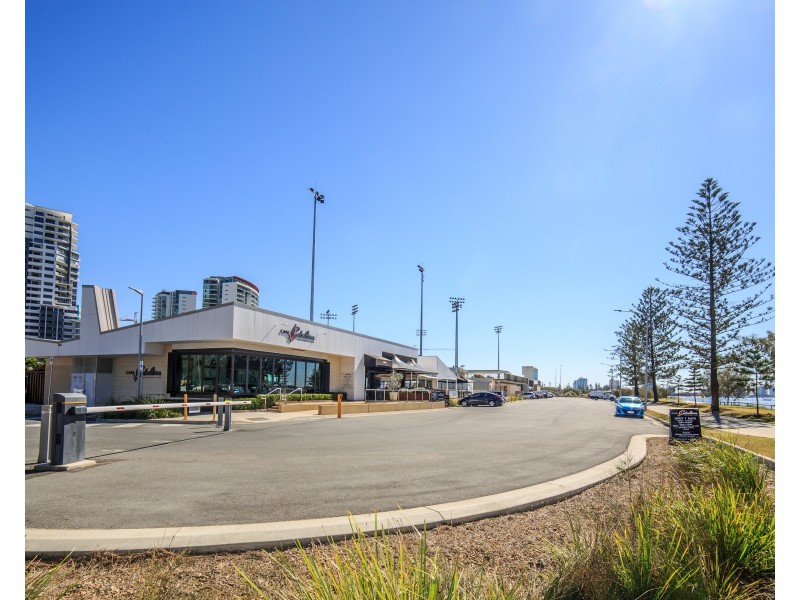 113 High Street, Southport QLD 4215