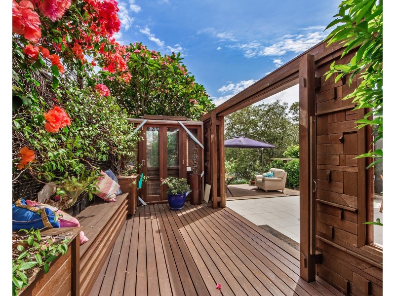 1/5 Royal Palm Court, Southport QLD 4215